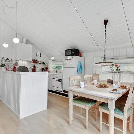 Semesterbostad 3 Bedroom Stunning In *