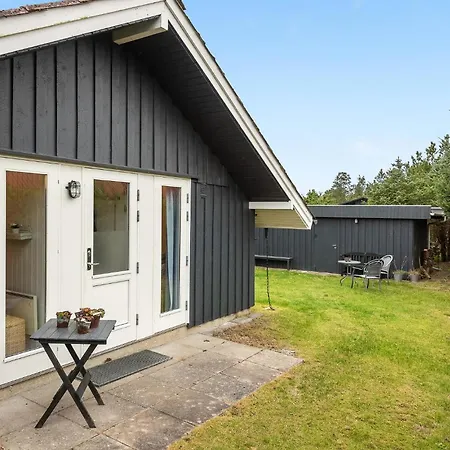 3 Bedroom Stunning In *